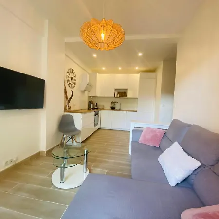 50m / 200m Hippodrome 2 Pieces Jardin Garage Cagnes-sur-Mer